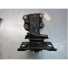 23H041 Right Motor Mount Bracket For 08-12 Nissan Xterra  4.0